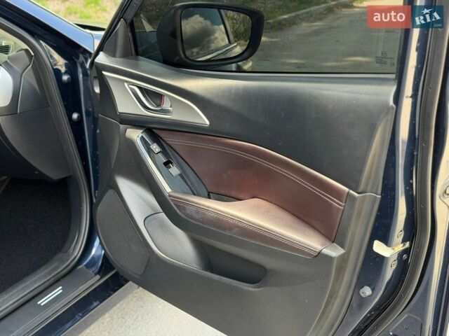 Синій Мазда 3, об'ємом двигуна 2 л та пробігом 87 тис. км за 12999 $, фото 27 на Automoto.ua