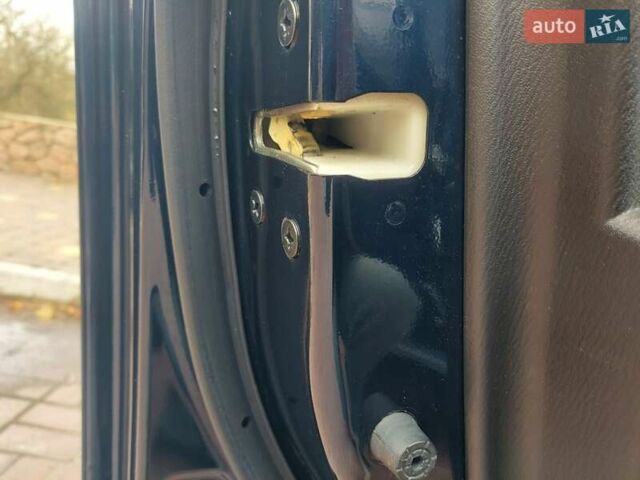 Синий Мазда 3, объемом двигателя 2.19 л и пробегом 200 тыс. км за 14500 $, фото 12 на Automoto.ua