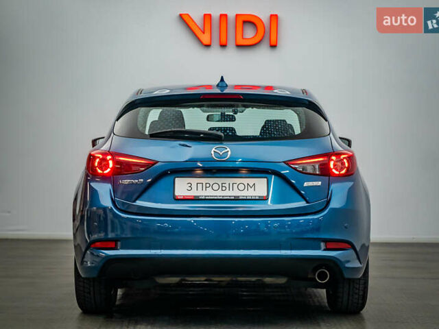 Синий Мазда 3, объемом двигателя 1.5 л и пробегом 104 тыс. км за 16377 $, фото 5 на Automoto.ua