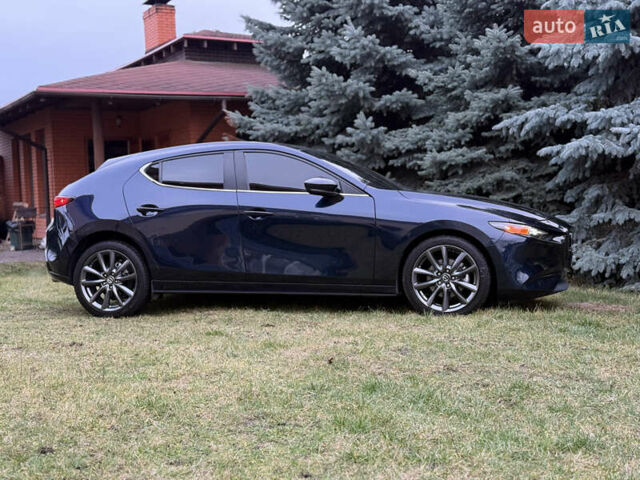 Синий Мазда 3, объемом двигателя 2.5 л и пробегом 17 тыс. км за 15700 $, фото 10 на Automoto.ua