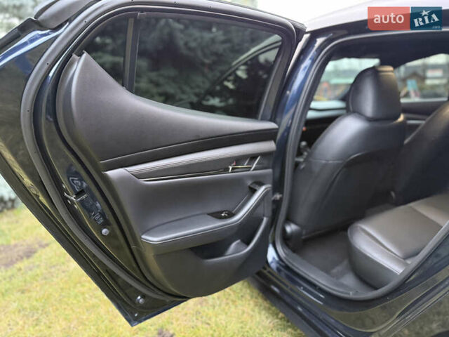 Синий Мазда 3, объемом двигателя 2.5 л и пробегом 17 тыс. км за 15700 $, фото 29 на Automoto.ua