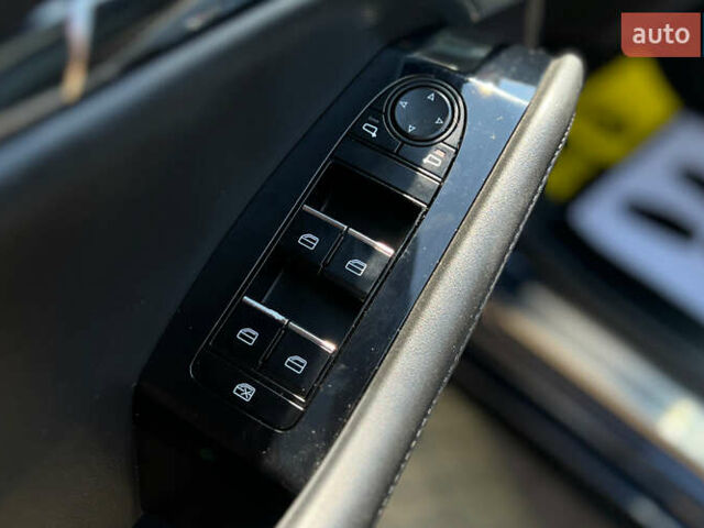 Мазда 3 2019 в Львове на Automoto.ua Синий Мазда 3, объемом двигателя 2.49 л и пробегом 65 тыс. км за 15500 $, фото 18 на Automoto.ua