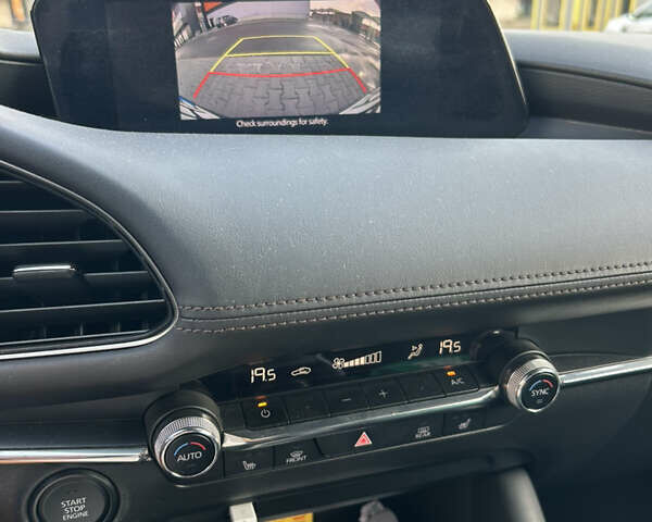 Синий Мазда 3, объемом двигателя 2.49 л и пробегом 53 тыс. км за 15800 $, фото 4 на Automoto.ua