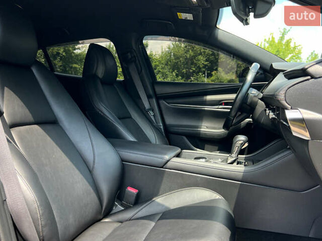 Мазда 3 2019 в Львове на Automoto.ua Синий Мазда 3, объемом двигателя 2.49 л и пробегом 65 тыс. км за 15500 $, фото 20 на Automoto.ua