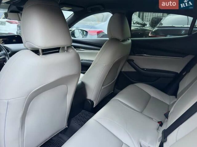 Мазда 3 2019 в Киеве на Automoto.ua Синий Мазда 3, объемом двигателя 2.5 л и пробегом 113 тыс. км за 16500 $, фото 17 на Automoto.ua