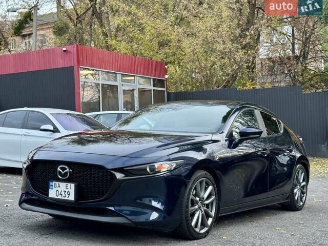 Мазда 3 2019 в Киеве на Automoto.ua Синий Мазда 3, объемом двигателя 2.5 л и пробегом 113 тыс. км за 16500 $, фото 8 на Automoto.ua
