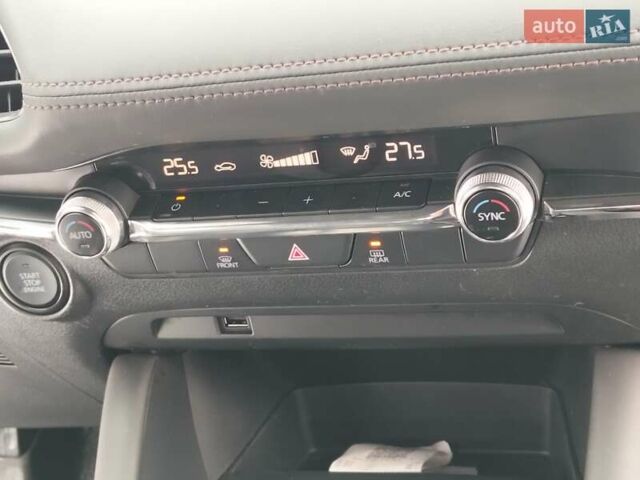 Синий Мазда 3, объемом двигателя 2.5 л и пробегом 62 тыс. км за 16800 $, фото 12 на Automoto.ua