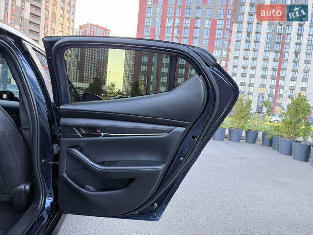 Синий Мазда 3, объемом двигателя 2.5 л и пробегом 16 тыс. км за 14300 $, фото 35 на Automoto.ua
