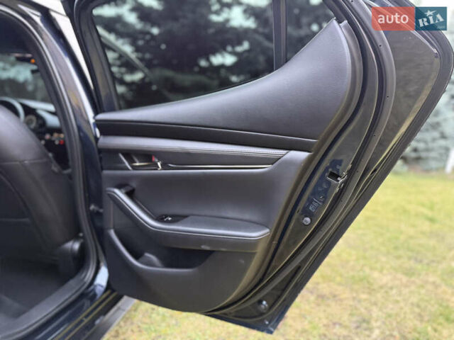 Синий Мазда 3, объемом двигателя 2.5 л и пробегом 17 тыс. км за 15700 $, фото 36 на Automoto.ua