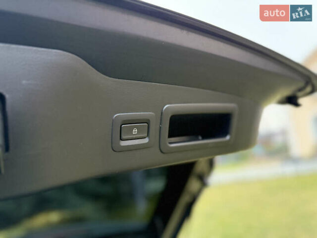 Синий Мазда 3, объемом двигателя 2.5 л и пробегом 17 тыс. км за 15700 $, фото 26 на Automoto.ua