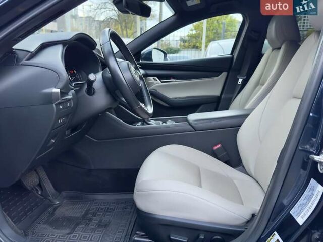 Мазда 3 2019 в Киеве на Automoto.ua Синий Мазда 3, объемом двигателя 2.5 л и пробегом 113 тыс. км за 16500 $, фото 16 на Automoto.ua