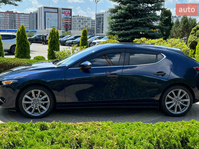 Мазда 3 2019 в Львове на Automoto.ua Синий Мазда 3, объемом двигателя 2.49 л и пробегом 65 тыс. км за 15500 $, фото 3 на Automoto.ua