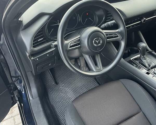Синий Мазда 3, объемом двигателя 2.49 л и пробегом 80 тыс. км за 16900 $, фото 11 на Automoto.ua