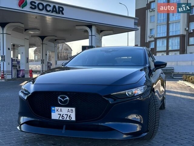 Синий Мазда 3, объемом двигателя 2.49 л и пробегом 80 тыс. км за 18000 $, фото 2 на Automoto.ua