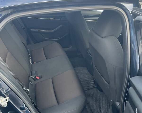 Синий Мазда 3, объемом двигателя 2.49 л и пробегом 80 тыс. км за 16900 $, фото 17 на Automoto.ua