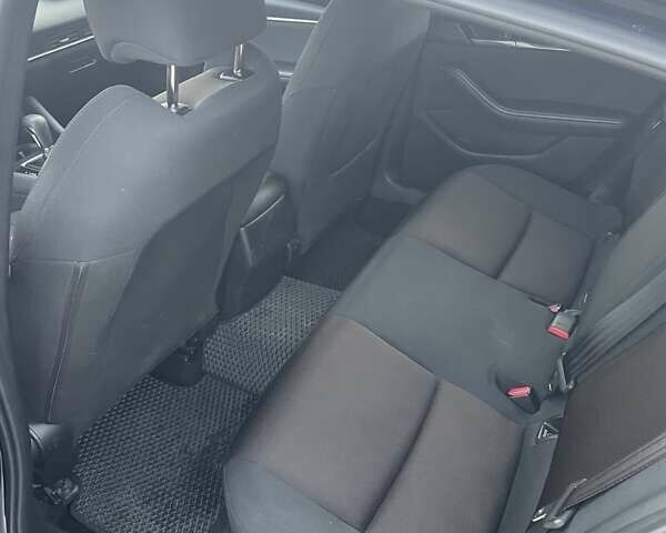 Синий Мазда 3, объемом двигателя 2.49 л и пробегом 80 тыс. км за 16900 $, фото 7 на Automoto.ua