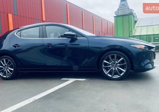 Синий Мазда 3, объемом двигателя 2.5 л и пробегом 55 тыс. км за 16800 $, фото 6 на Automoto.ua