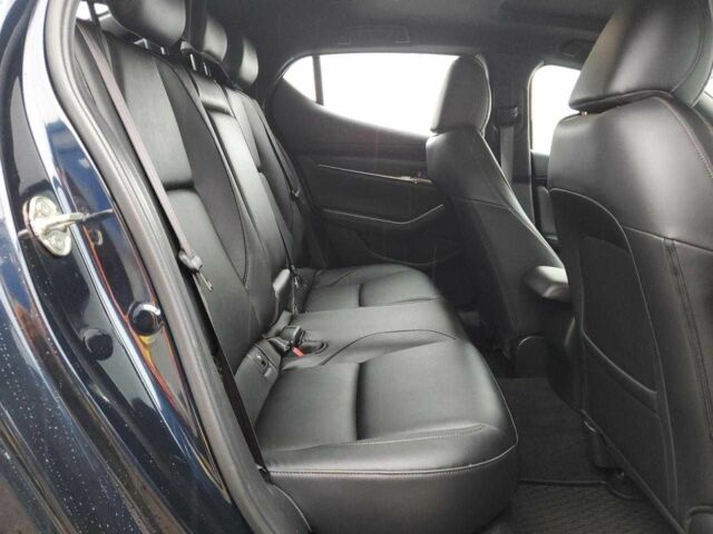 Синий Мазда 3, объемом двигателя 0 л и пробегом 16 тыс. км за 4000 $, фото 9 на Automoto.ua