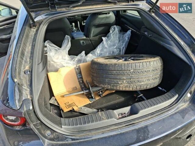 Синій Мазда 3, об'ємом двигуна 0 л та пробігом 21 тис. км за 13200 $, фото 10 на Automoto.ua