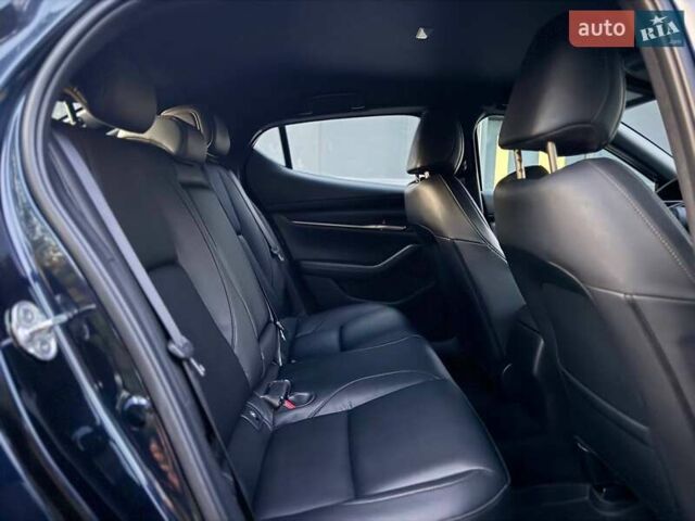 Синій Мазда 3, об'ємом двигуна 2.49 л та пробігом 16 тис. км за 19999 $, фото 12 на Automoto.ua