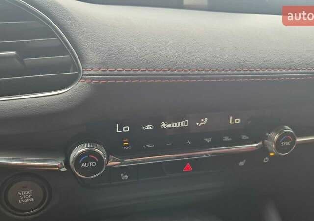 Синій Мазда 3, об'ємом двигуна 2.5 л та пробігом 25 тис. км за 18000 $, фото 9 на Automoto.ua