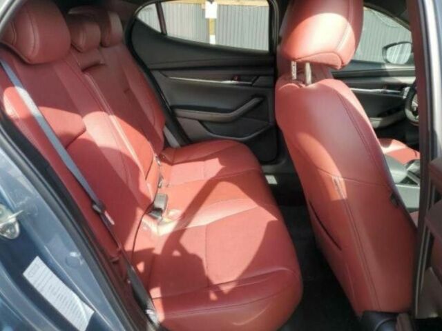 Синий Мазда 3, объемом двигателя 2.5 л и пробегом 6 тыс. км за 10000 $, фото 2 на Automoto.ua