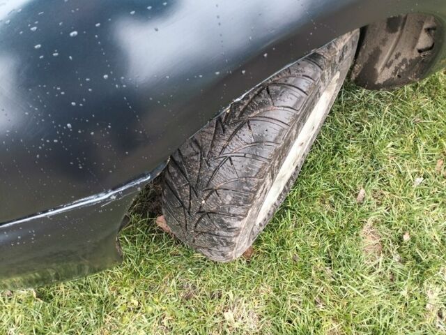 Синий Мазда 3, объемом двигателя 1.5 л и пробегом 260 тыс. км за 1300 $, фото 4 на Automoto.ua