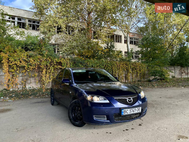 Мазда 3 2004 в Мукачеве на Automoto.ua Синий Мазда 3, объемом двигателя 1.6 л и пробегом 300 тыс. км за 2999 $, фото 2 на Automoto.ua
