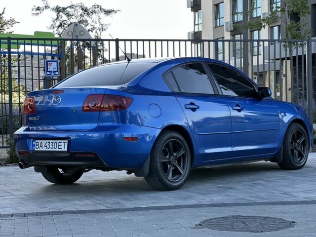 Синий Мазда 3, объемом двигателя 1.6 л и пробегом 295 тыс. км за 4700 $, фото 4 на Automoto.ua