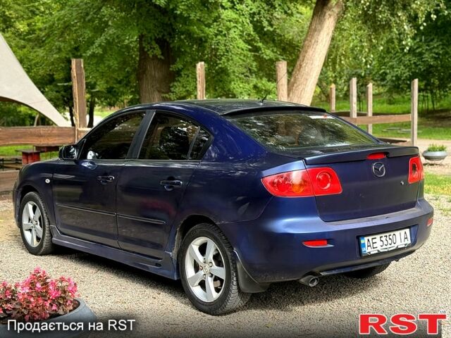 Синій Мазда 3, об'ємом двигуна 1.6 л та пробігом 225 тис. км за 3300 $, фото 4 на Automoto.ua