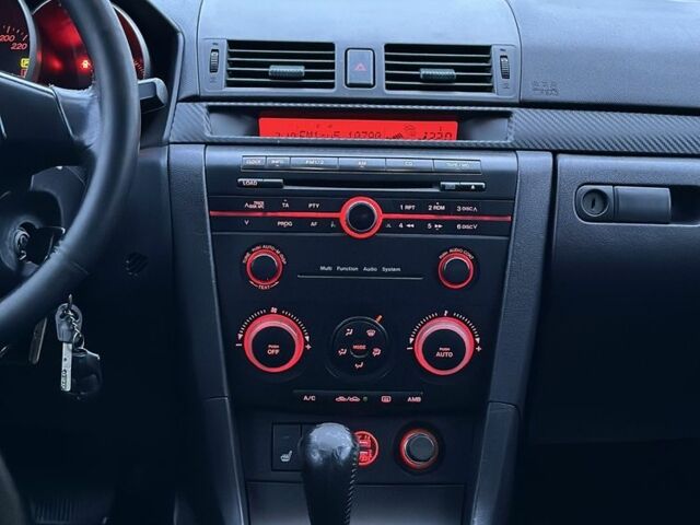 Синій Мазда 3, об'ємом двигуна 1.6 л та пробігом 330 тис. км за 4399 $, фото 20 на Automoto.ua