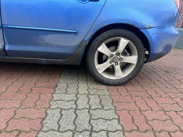 Синій Мазда 3, об'ємом двигуна 1.6 л та пробігом 270 тис. км за 1900 $, фото 5 на Automoto.ua