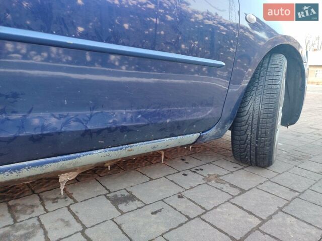 Синий Мазда 3, объемом двигателя 2 л и пробегом 273 тыс. км за 2699 $, фото 21 на Automoto.ua