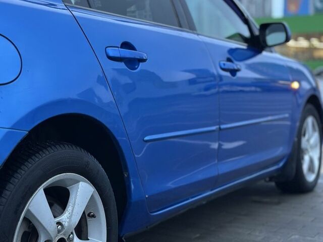 Синій Мазда 3, об'ємом двигуна 1.6 л та пробігом 330 тис. км за 4399 $, фото 10 на Automoto.ua