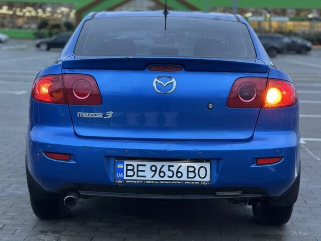 Синій Мазда 3, об'ємом двигуна 1.6 л та пробігом 330 тис. км за 4399 $, фото 2 на Automoto.ua