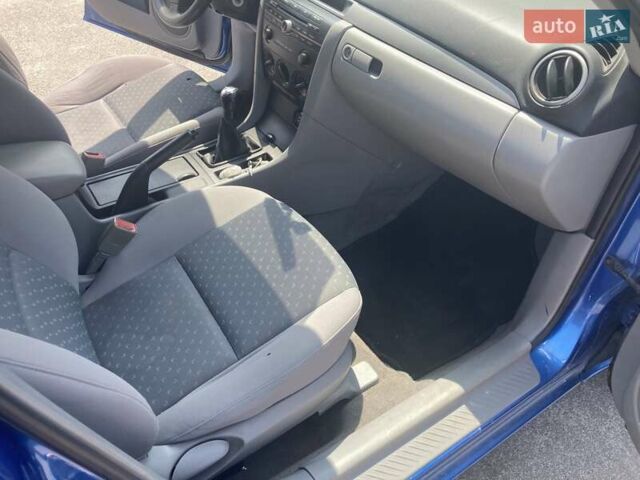 Синий Мазда 3, объемом двигателя 1.6 л и пробегом 233 тыс. км за 3550 $, фото 15 на Automoto.ua