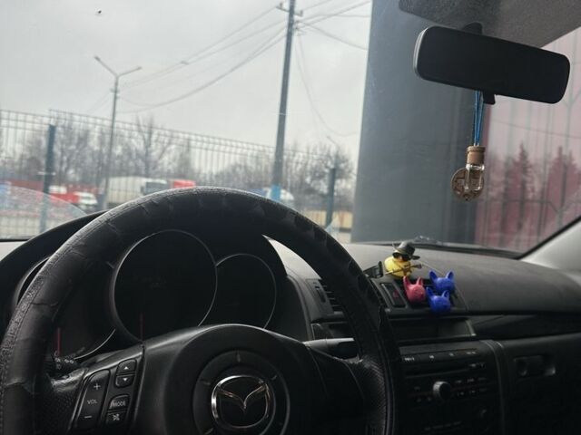 Синій Мазда 3, об'ємом двигуна 1.6 л та пробігом 270 тис. км за 1900 $, фото 9 на Automoto.ua