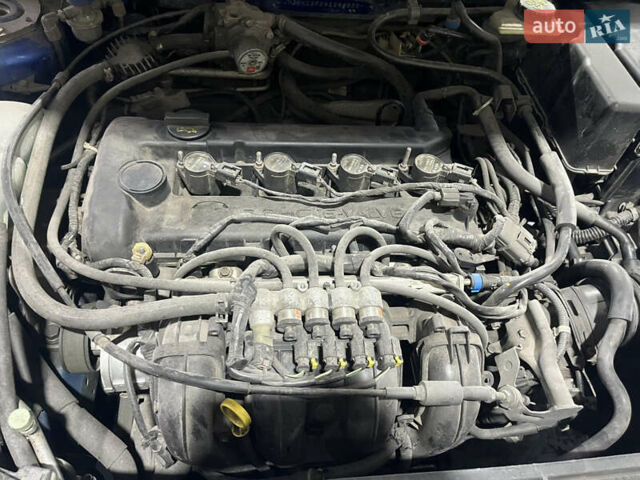 Мазда 3 2005 в Каменское - Днепродзержинск на Automoto.ua Синий Мазда 3, объемом двигателя 2 л и пробегом 259 тыс. км за 5200 $, фото 32 на Automoto.ua