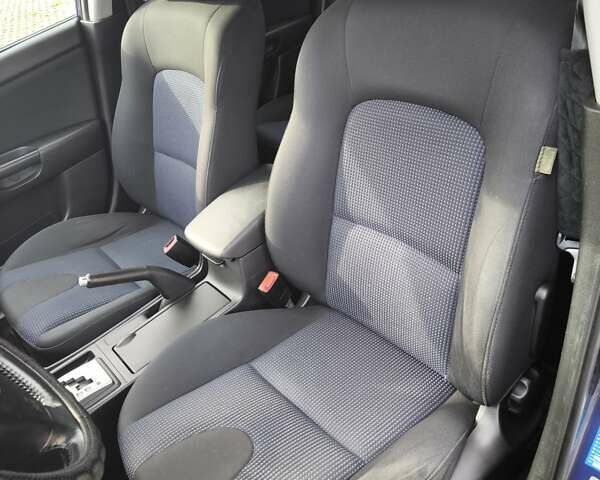 Синій Мазда 3, об'ємом двигуна 1.6 л та пробігом 142 тис. км за 6500 $, фото 25 на Automoto.ua