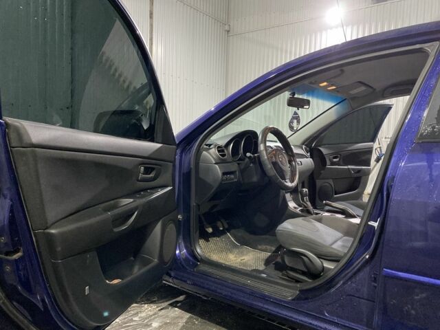 Мазда 3 2005 у Изяслве на Automoto.ua Синій Мазда 3, об'ємом двигуна 1.6 л та пробігом 271 тис. км за 4300 $, фото 11 на Automoto.ua