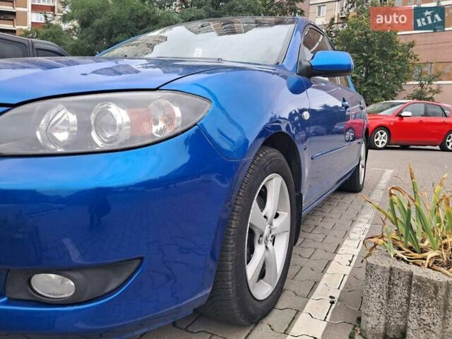 Синий Мазда 3, объемом двигателя 1.6 л и пробегом 185 тыс. км за 6000 $, фото 3 на Automoto.ua