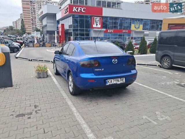 Синий Мазда 3, объемом двигателя 1.6 л и пробегом 185 тыс. км за 6000 $, фото 5 на Automoto.ua