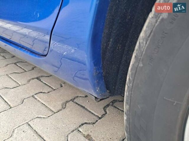 Синий Мазда 3, объемом двигателя 1.6 л и пробегом 185 тыс. км за 6000 $, фото 19 на Automoto.ua