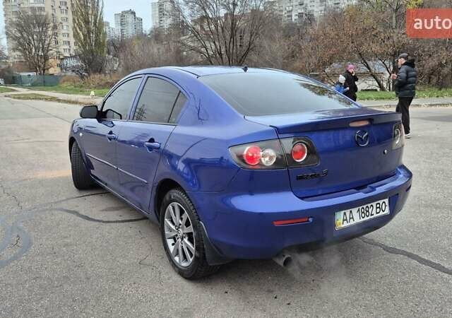 Синій Мазда 3, об'ємом двигуна 1.6 л та пробігом 162 тис. км за 5499 $, фото 8 на Automoto.ua