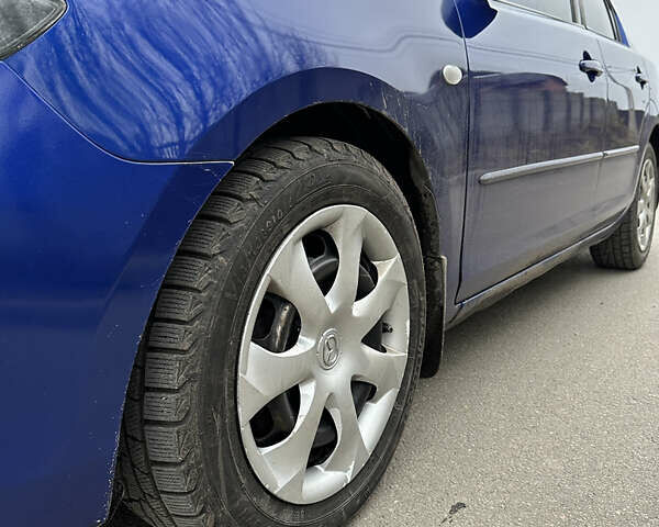 Синий Мазда 3, объемом двигателя 1.6 л и пробегом 223 тыс. км за 5000 $, фото 14 на Automoto.ua