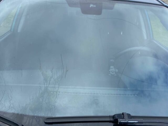 Синий Мазда 3, объемом двигателя 1 л и пробегом 4 тыс. км за 3000 $, фото 2 на Automoto.ua