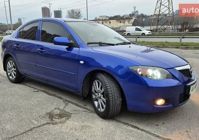 Синій Мазда 3, об'ємом двигуна 1.6 л та пробігом 162 тис. км за 5499 $, фото 3 на Automoto.ua