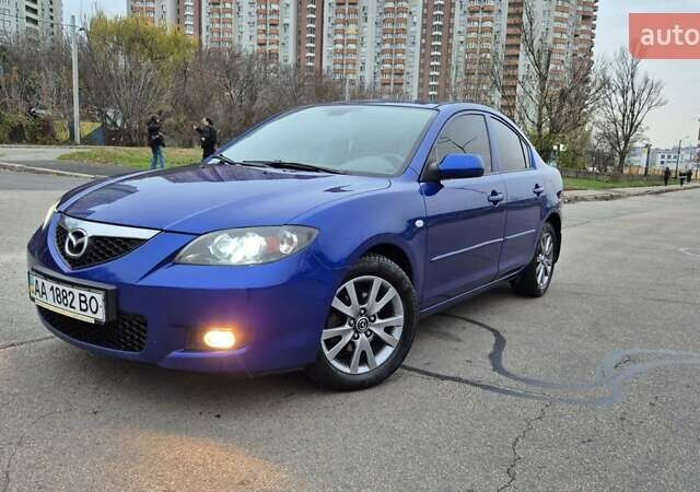 Синій Мазда 3, об'ємом двигуна 1.6 л та пробігом 162 тис. км за 5499 $, фото 2 на Automoto.ua