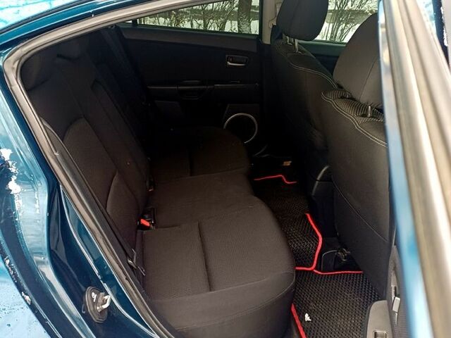 Синій Мазда 3, об'ємом двигуна 1.6 л та пробігом 190 тис. км за 6150 $, фото 2 на Automoto.ua