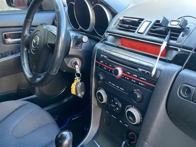 Синій Мазда 3, об'ємом двигуна 1.6 л та пробігом 230 тис. км за 5500 $, фото 5 на Automoto.ua